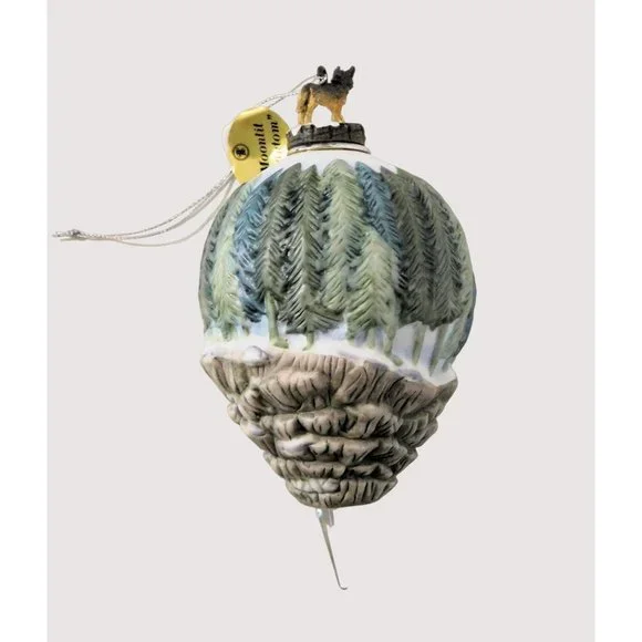 Call of the Wilderness Ornament Moonlit Phantom by Kevin Daniel 2000 Bradford - Picture 4 of 5